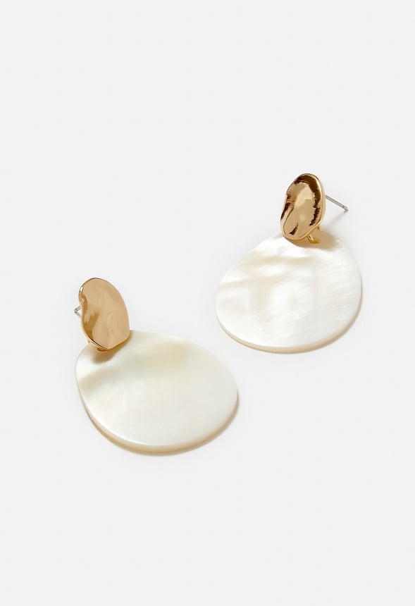 Tay Shell Disc And Hammered Metal Drop Earrings Cream/ Gold