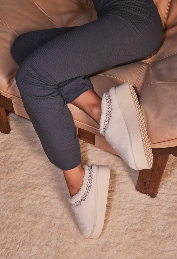 Hailey Platform Fuzzie Natural Shearling