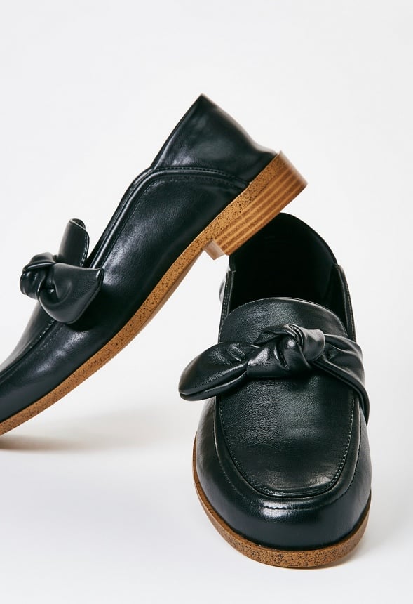 Wynna Flat Loafer Black