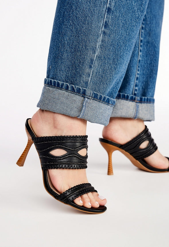 Suvi Heeled Sandal Black