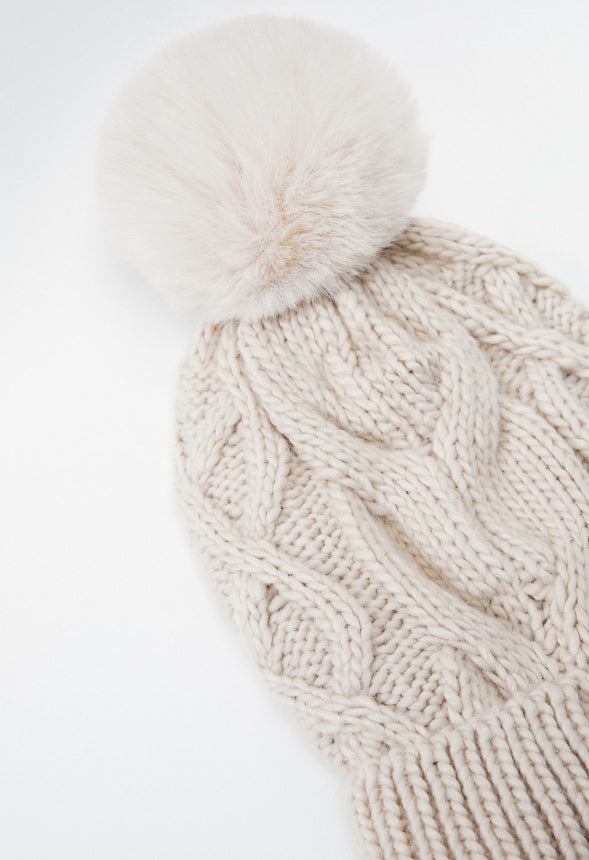 Cable Knit Pom Beanie Birch White