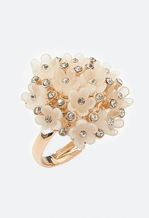 Rosi Cluster Floral Statement Ring Cream/ Gold