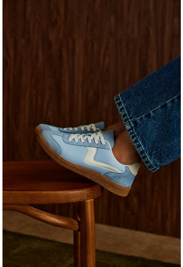 Demi Court Sneaker Skyway Multi