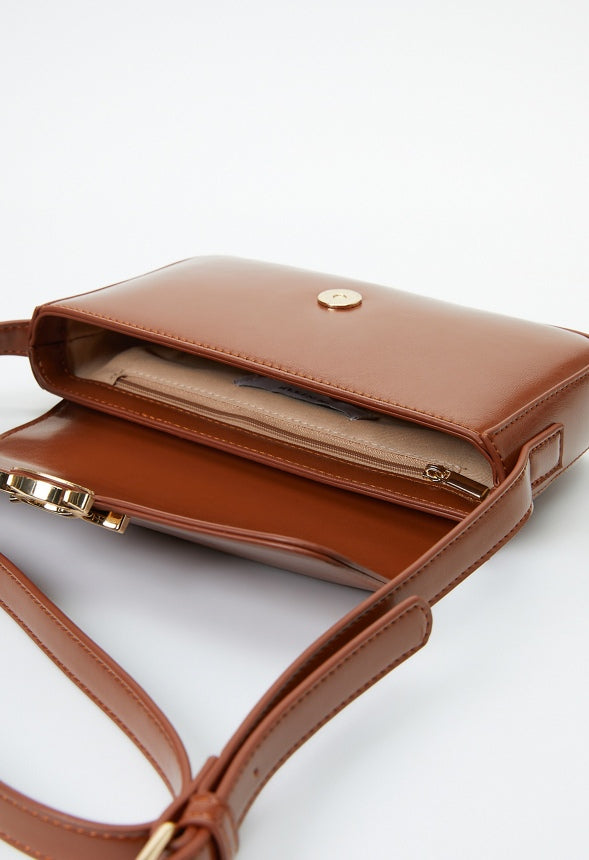 Chain Hardware Shoulder Bag French Oak