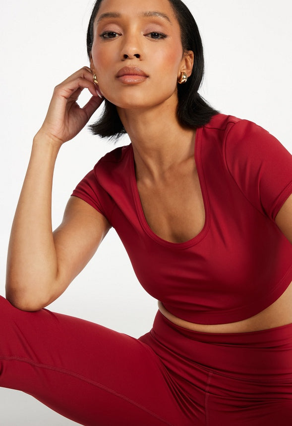 Active Cropped Tee Biking Red