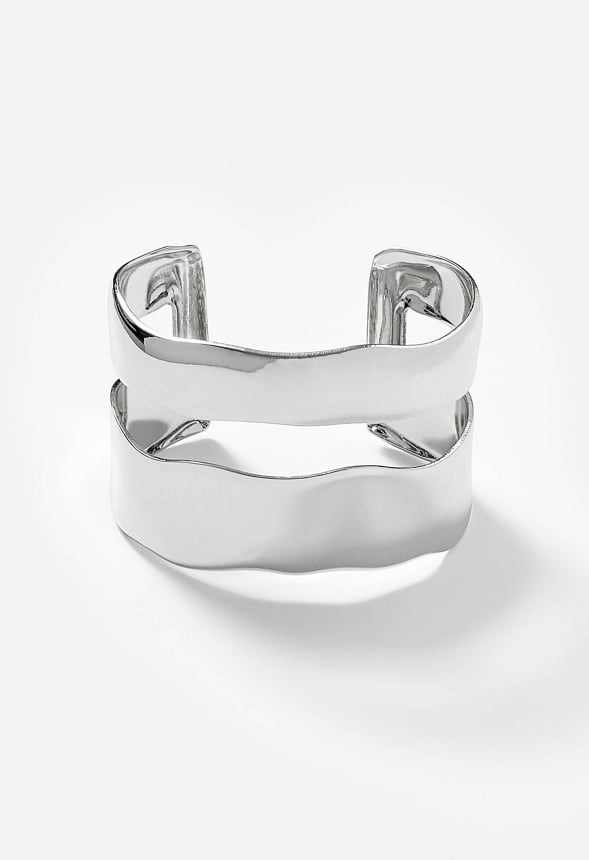 Rea Adjustable Smooth Metal Wave Effect Cuff  Silver