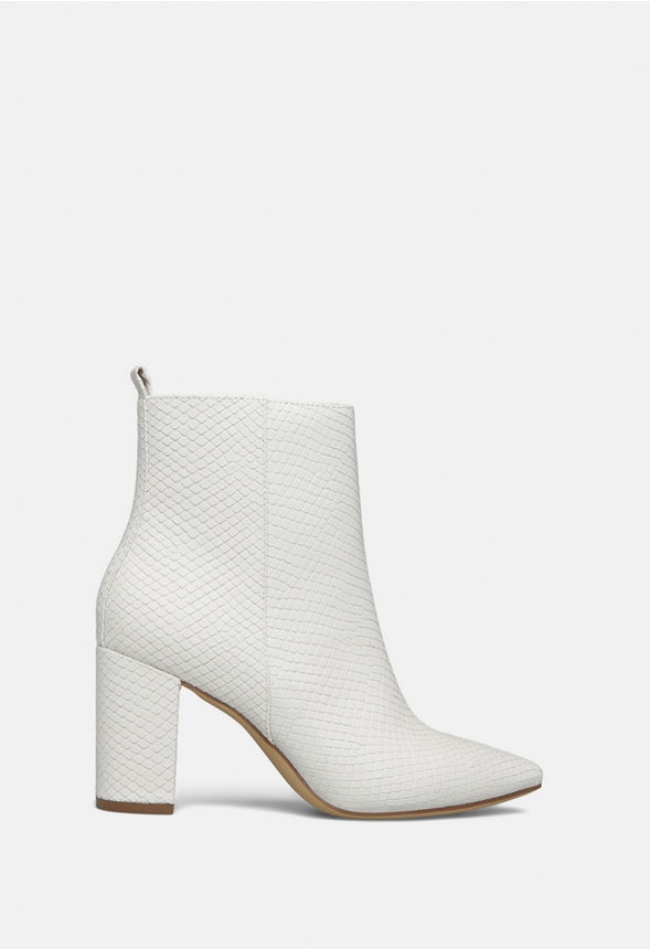 OLYVIA BLOCK HEEL BOOTIE White