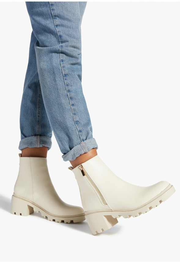 DANILYN LUG SOLE BOOTIE Bone