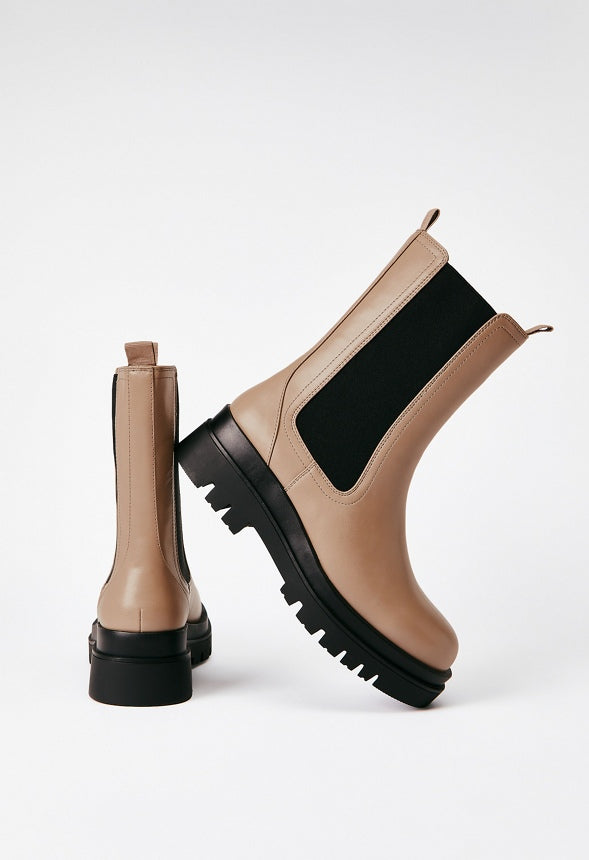 Candide Platform Chelsea Boot Portabella