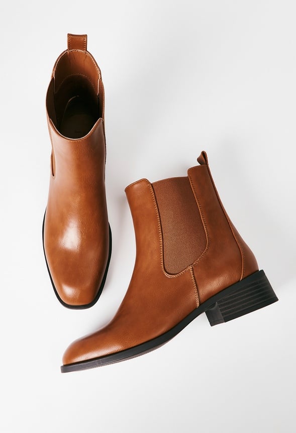 Vernetta Chelsea Ankle Boot French Oak