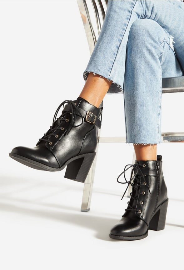 DILLY BLOCK HEEL BOOTIE Black