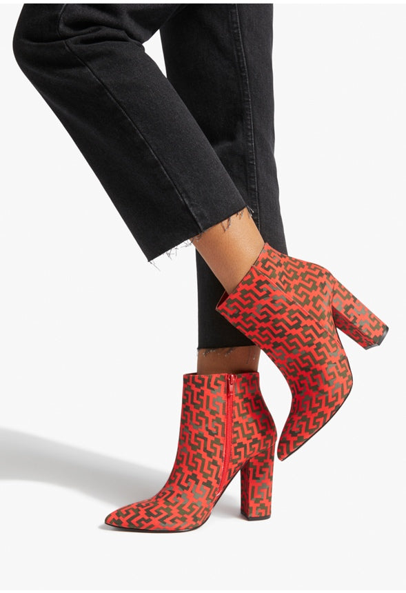 MINDA BLOCK HEEL BOOTIE Red Logo