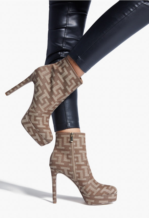 NATASHIA PLATFORM BOOTIE Brown Logo Print
