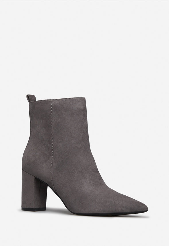 MAYSIE BLOCK HEEL BOOTIE Magnet