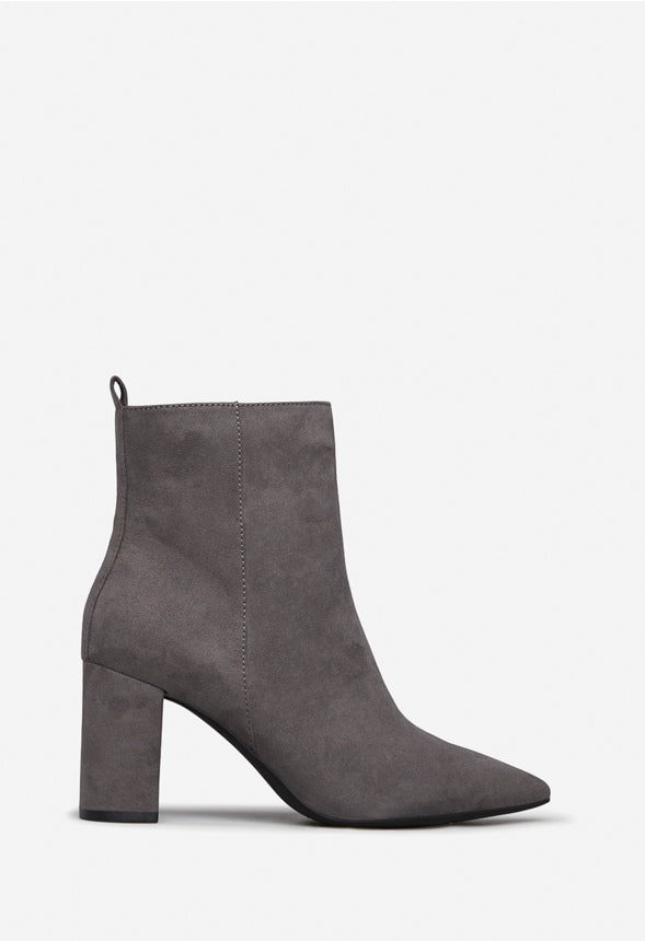 MAYSIE BLOCK HEEL BOOTIE Magnet