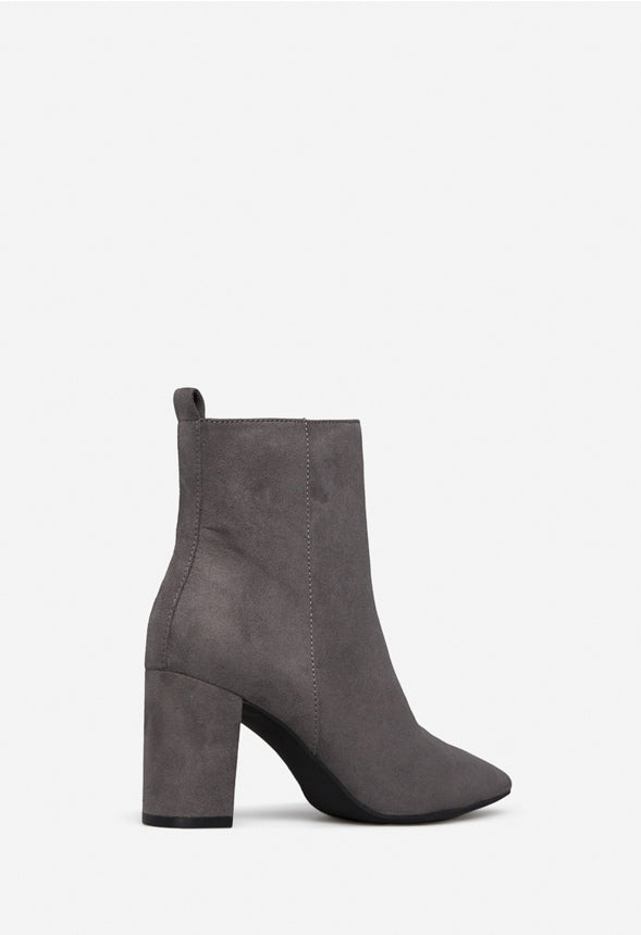 MAYSIE BLOCK HEEL BOOTIE Magnet