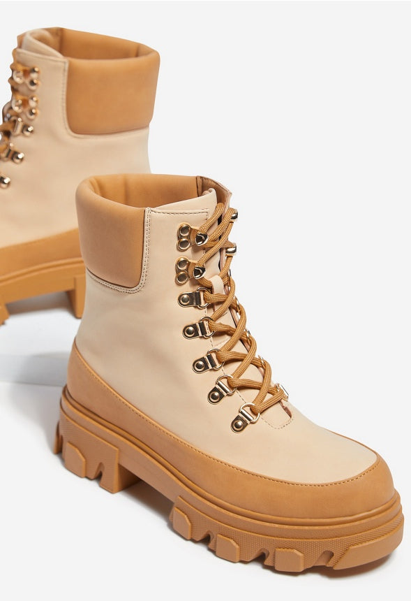 PYTHIOS LUG SOLE BOOTIE Beige/Lt Camel