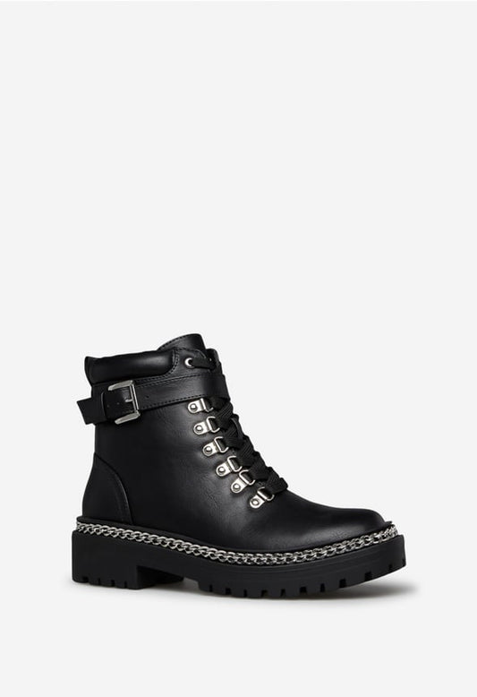 TASHA LUG SOLE BOOTIE Black