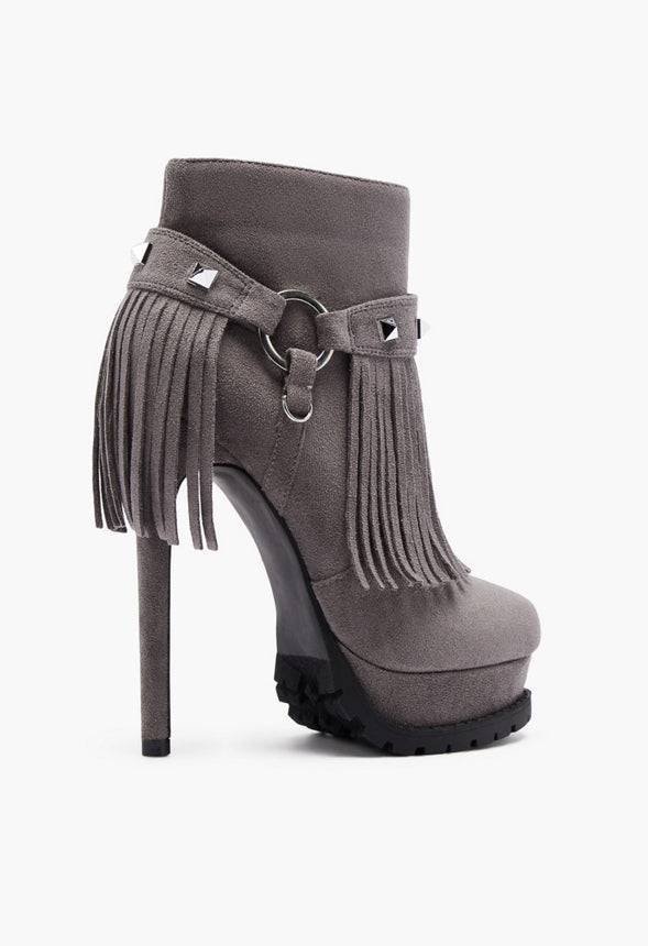 GWENNA STILETTO BOOTIE Magnet