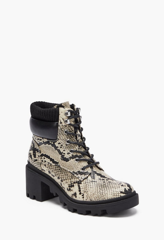 KALLEE LUG SOLE BOOTIE Bone/Black