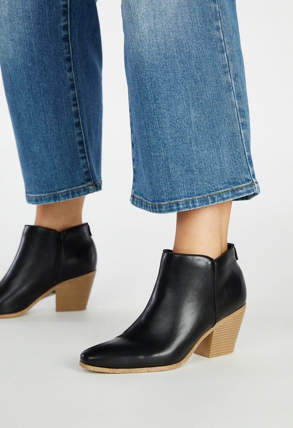 Dakota Heeled Bootie Black Caviar