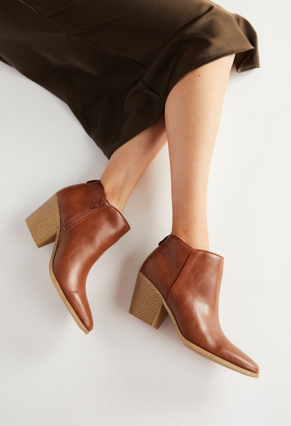 Dakota Heeled Bootie Leather Brown