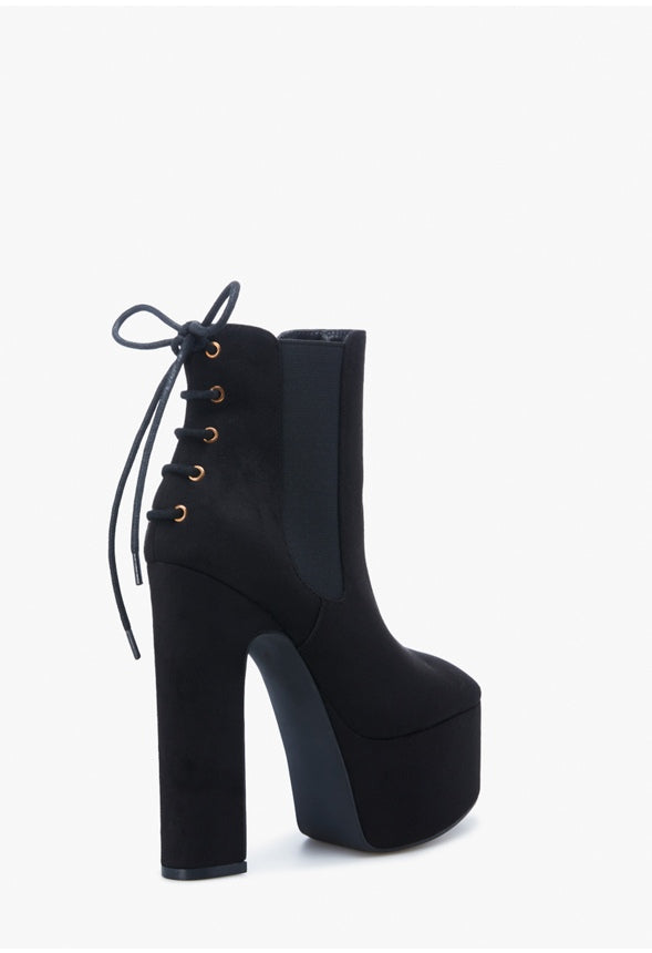DIANA BLOCK HEEL BOOTIE Black Caviar