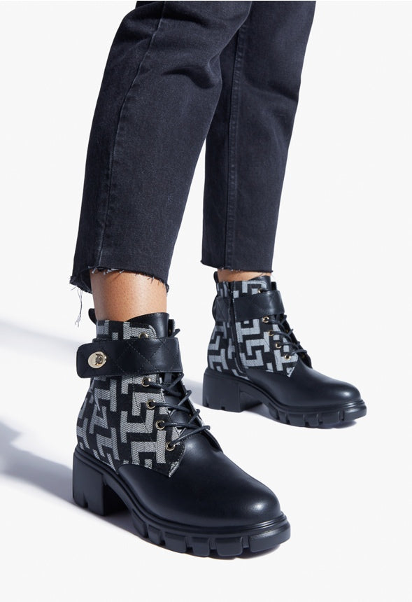KIKI HEELED BOOTIE Black Caviar