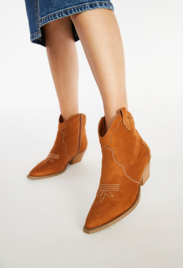 Kacey Ankle Boot Camel