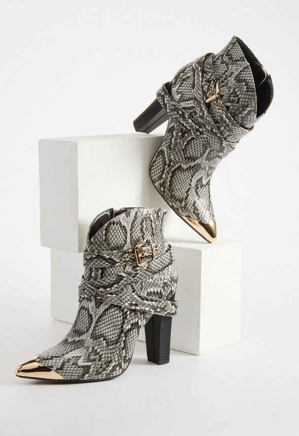 Stevie Heeled Ankle Boot Black/White