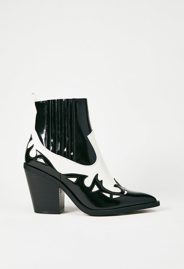 Faye Pointed Toe Bootie Black/Off White