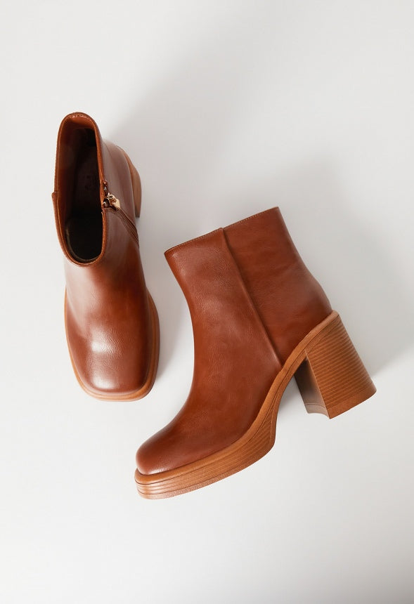 Brienne Platform Bootie Leather Brown