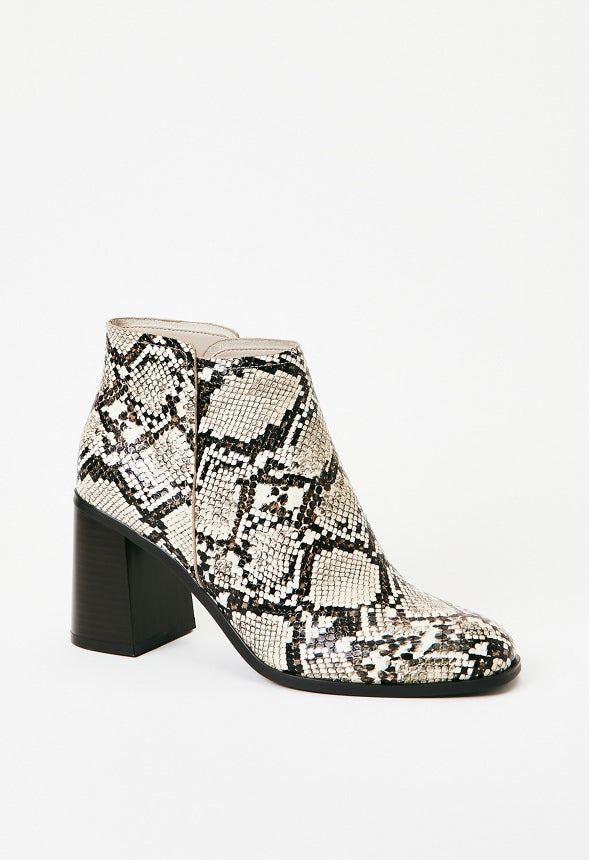 Rae Pointed Toe Bootie Bone