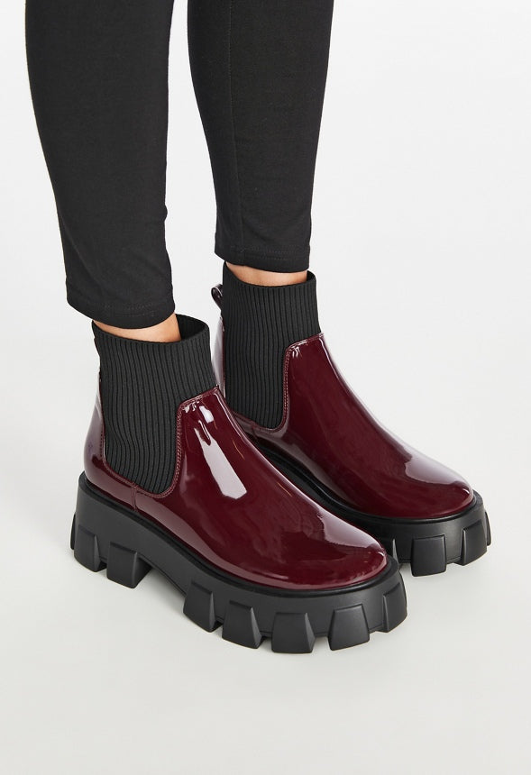 Arden Lug Sole Bootie Maroon
