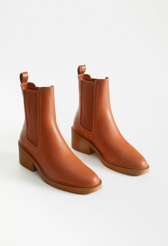 Loren Chelsea Bootie French Oak