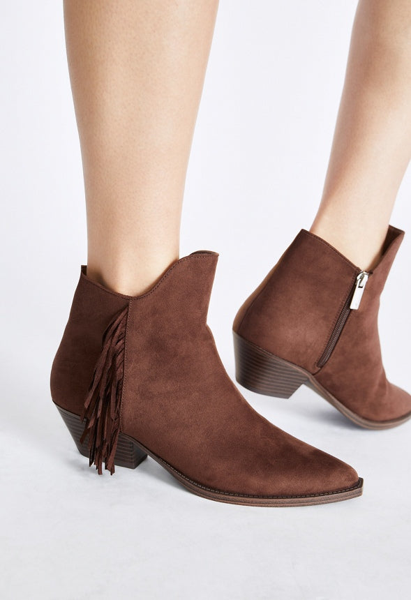 Tahlea Pointed Toe Bootie Chocolate Lab