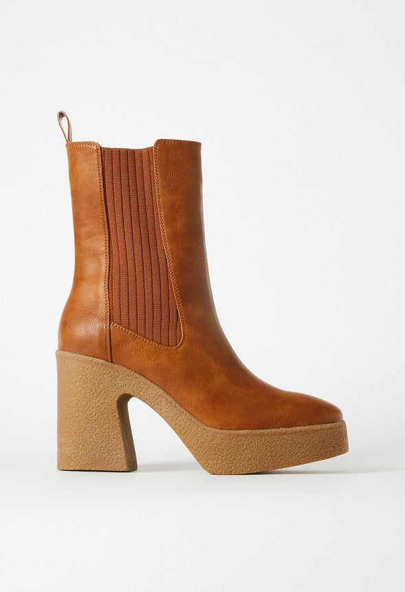 Maia Chelsea Bootie Brown