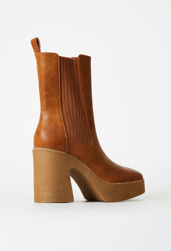Maia Chelsea Bootie Brown