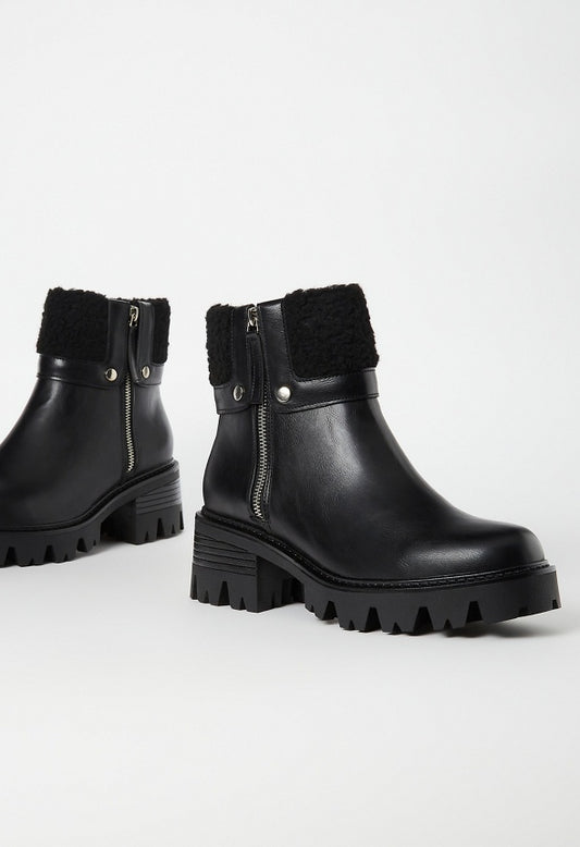 Callie Lug Sole Bootie Black Caviar