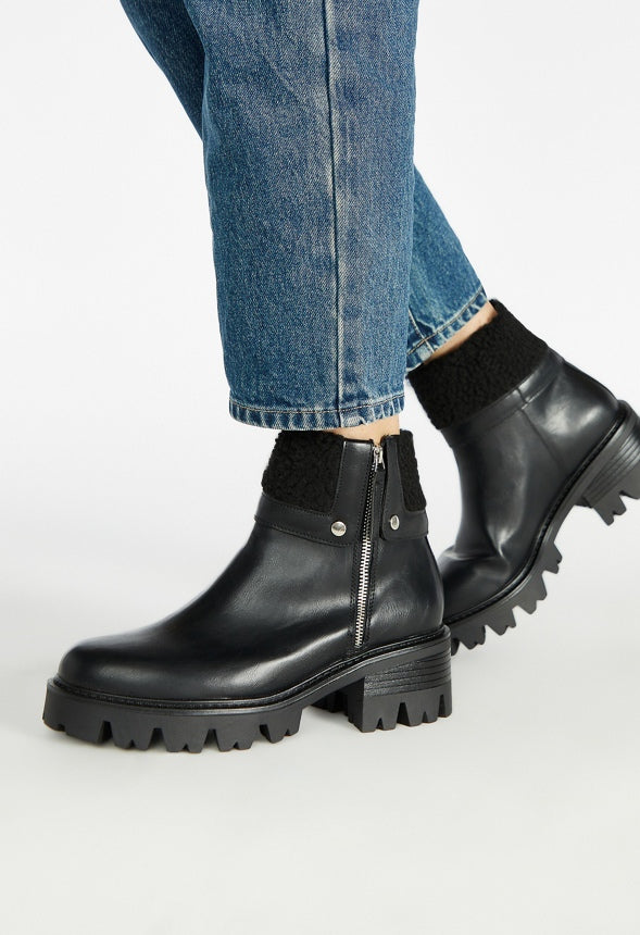 Callie Lug Sole Bootie Black Caviar