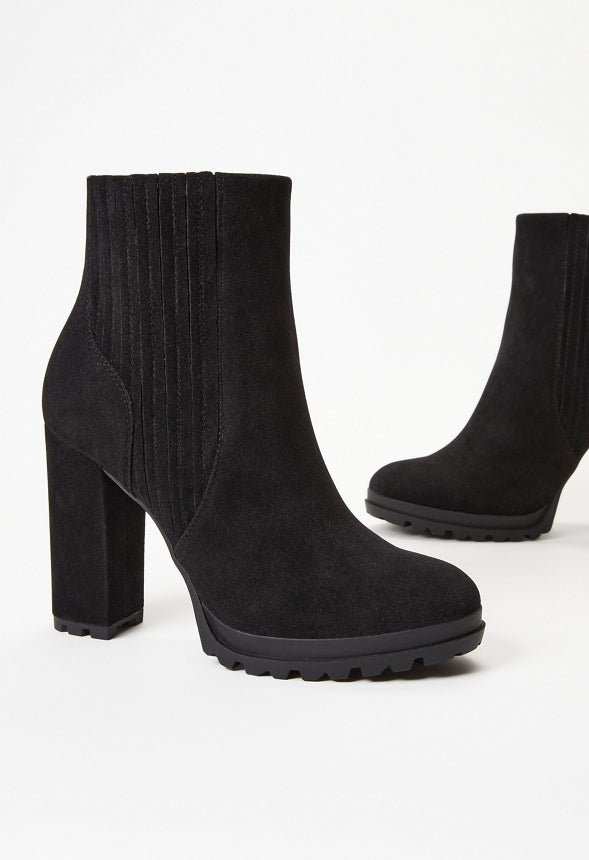 Lyra Chelsea Bootie Black