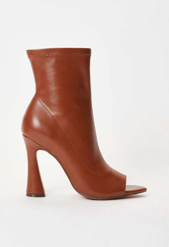 Malina Peep Toe Bootie Leather Brown