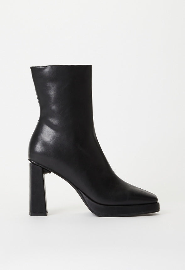 Verity Ankle Boot Black