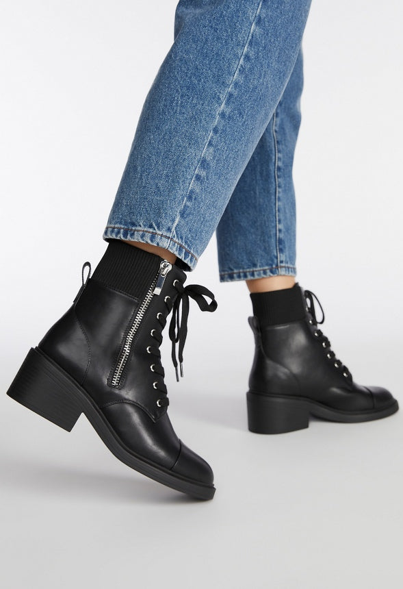 Leonie Block Heeled Bootie Black