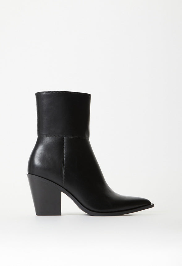 Peyton Block Heeled Bootie Black