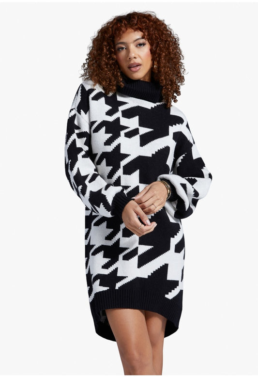 HI LOW JACQUARD SWEATER DRESS Marshmallow Multi - Houndstooth