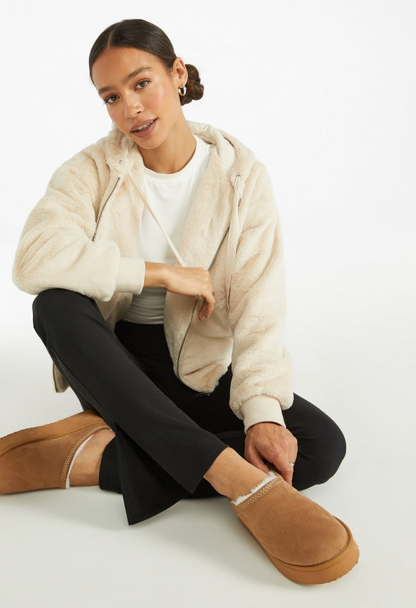 Cozy Short Fur Hoodie Cement