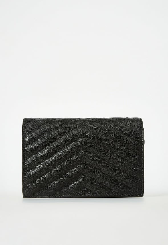 Quilted Wallet On A Chain Black