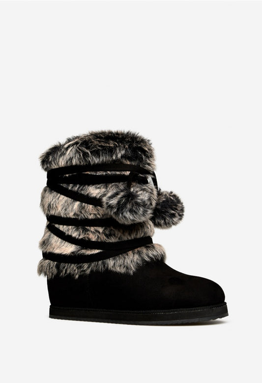 MINJI FUZZIE BOOT Black Caviar