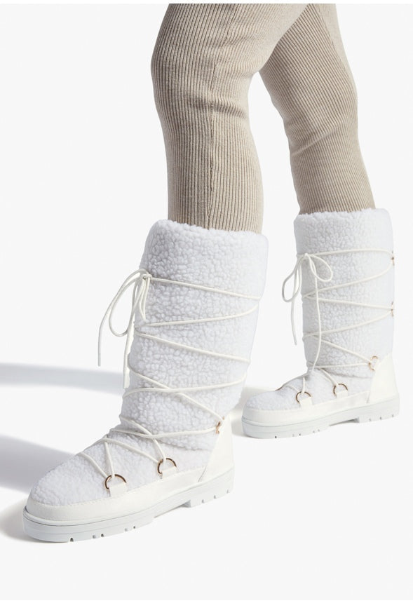 SHAWNETTE FUZZIE BOOT Bright White